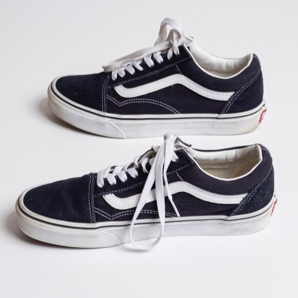 Vans Black and White Old Skool Suede/Canvas Sneakers Women's 9, Men's 7.5 - Picture 3 of 11